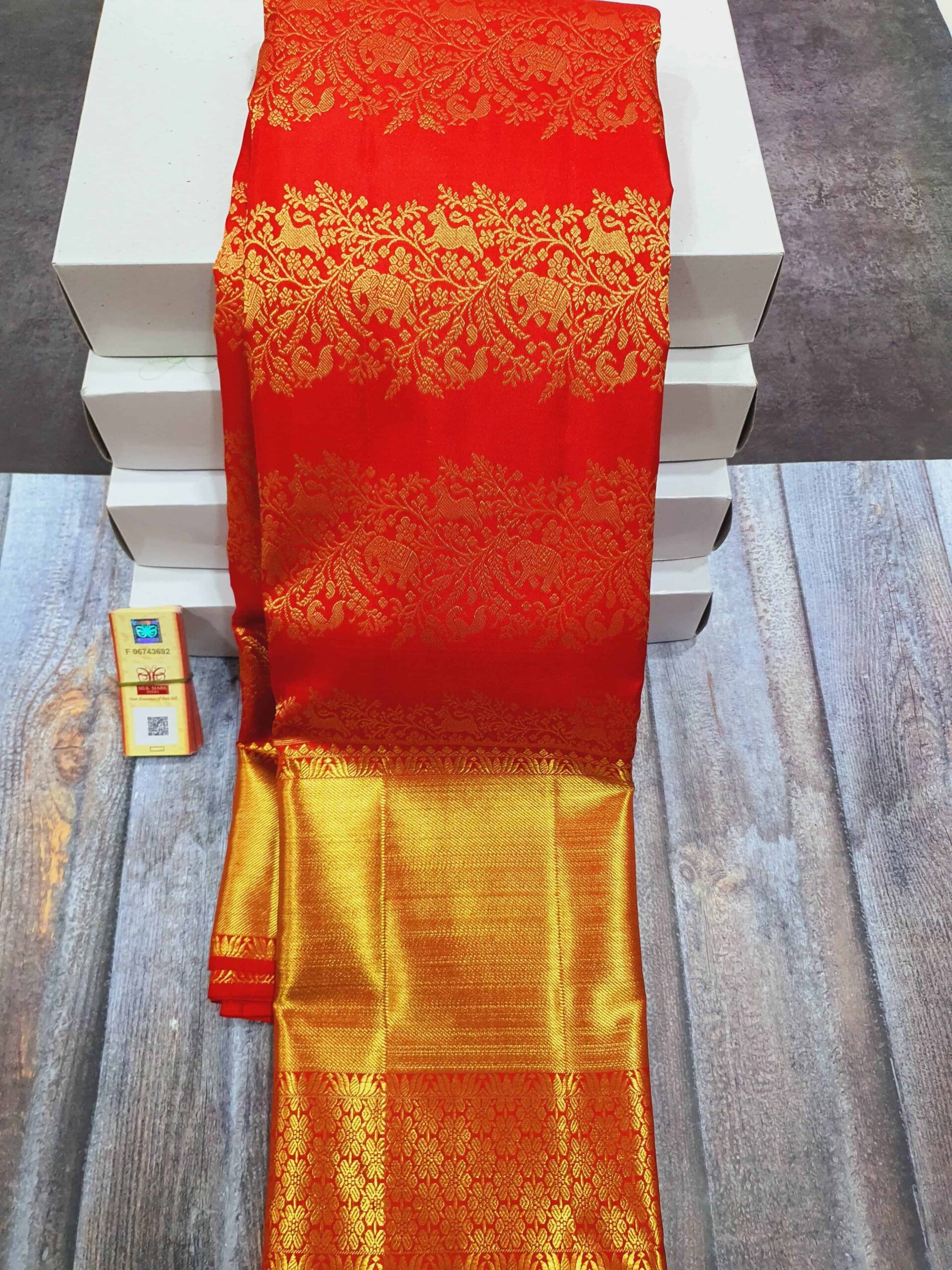 Chanderi Saree - Buy Chanderi sarees online at Best Price| Aryavart –  Thearyavart
