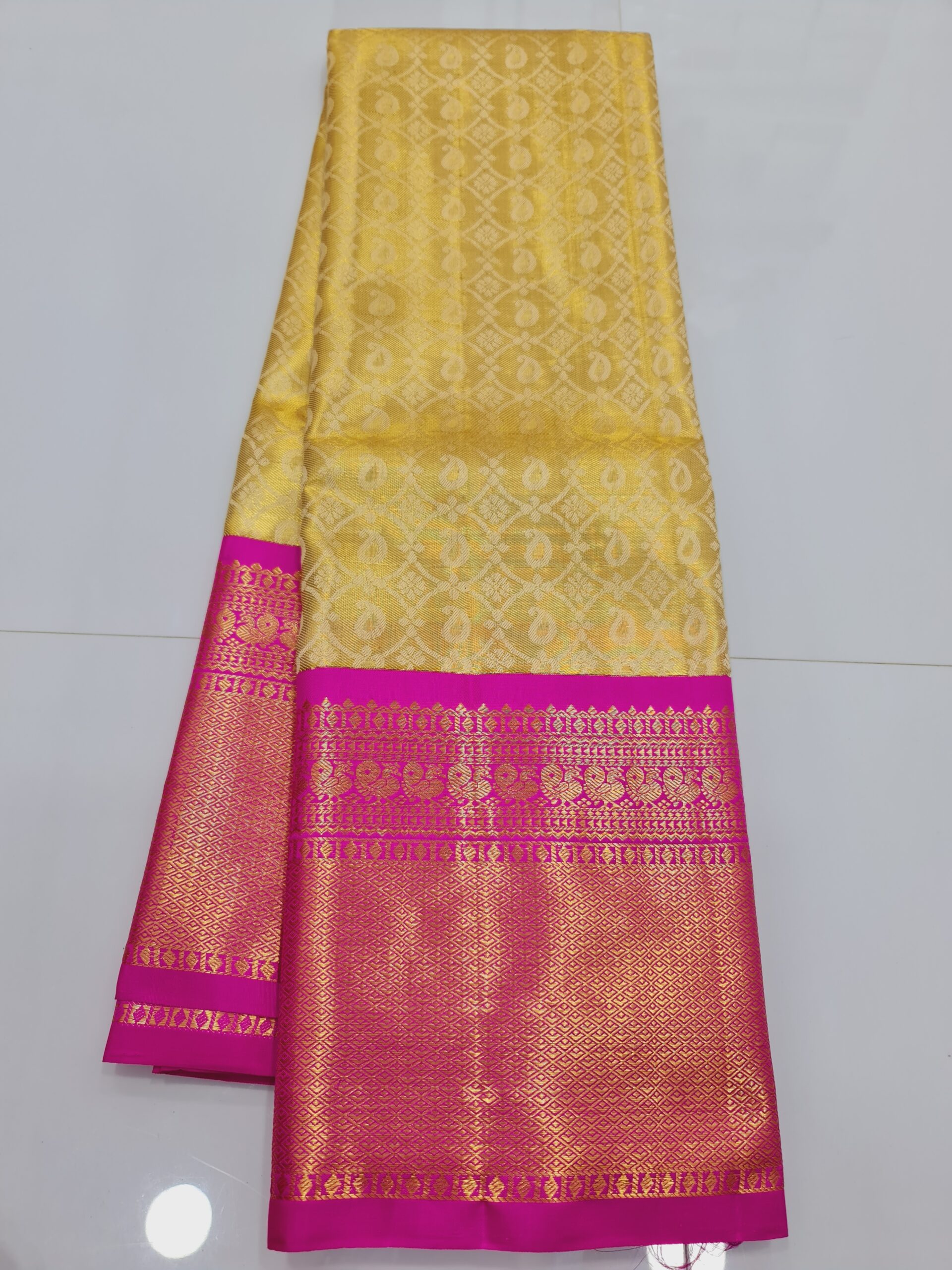 Cream and Red Color Zari Woven Kanchipuram Silk Saree - PreeSmA
